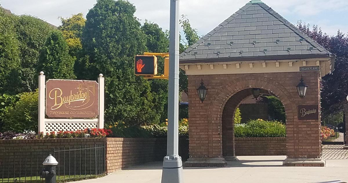 BAYBRIDGE CONDOSBaybridge Condos for Sale. Call to View